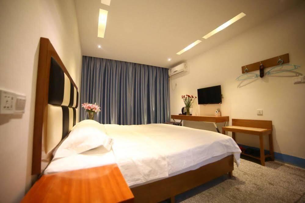 Luoyang Heartland International Youth Hostel Kültér fotó